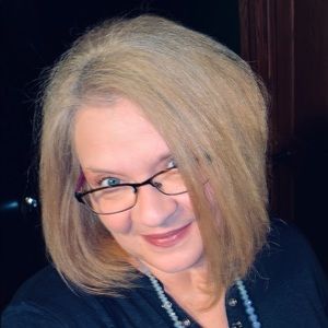 Meet your Posher, Tina